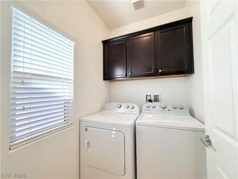 8435 Spirit Vale Avenue Las Vegas NV 89117