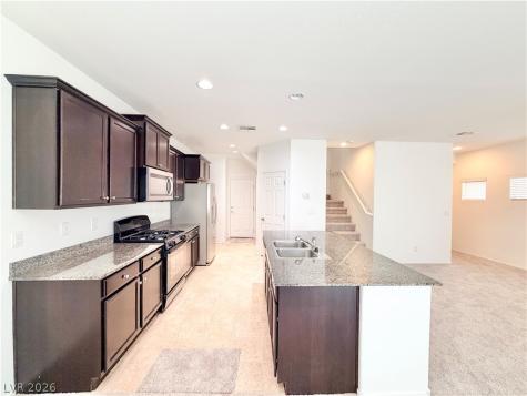 8435 Spirit Vale Avenue Las Vegas NV 89117