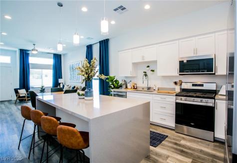 10520 Prospering Valley Way Las Vegas NV 89166
