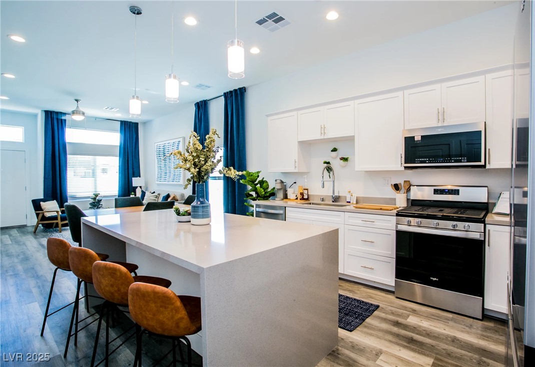 10520 Prospering Valley Way Las Vegas NV 89166