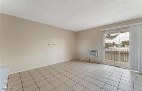 5440 Swenson Street 18 Las Vegas NV 89119