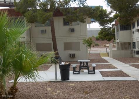 5440 Swenson Street 18 Las Vegas NV 89119