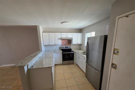 5440 Swenson Street 18 Las Vegas NV 89119