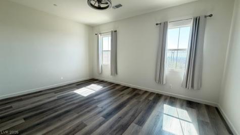 512 Parkwind Lane Las Vegas NV 89138