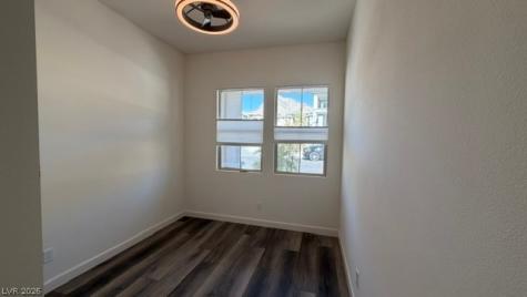 512 Parkwind Lane Las Vegas NV 89138