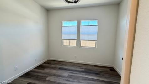 512 Parkwind Lane Las Vegas NV 89138