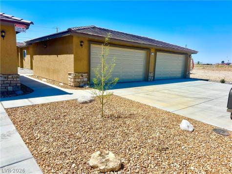 1081 South Quartzite Avenue 2 Pahrump NV 89048