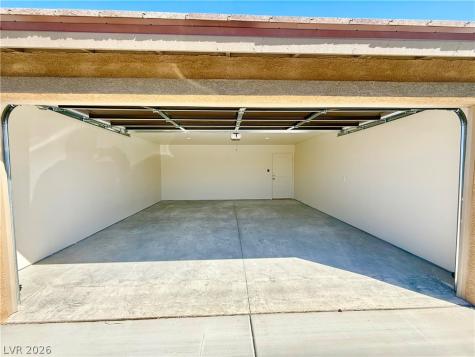 1081 South Quartzite Avenue 2 Pahrump NV 89048