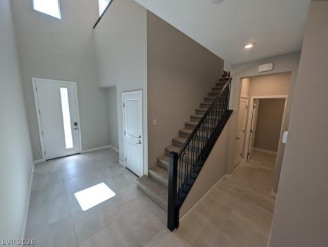 11922 Angle Cliff Avenue Las Vegas NV 89138