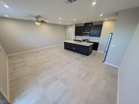 11922 Angle Cliff Avenue Las Vegas NV 89138
