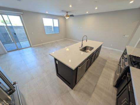 11922 Angle Cliff Avenue Las Vegas NV 89138