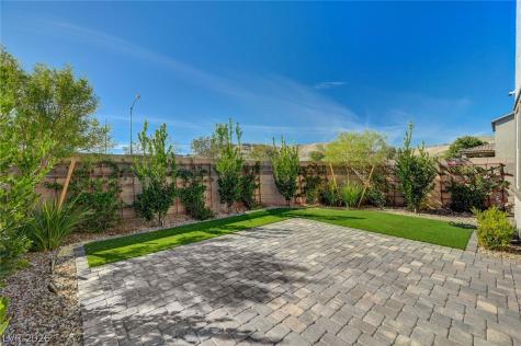 10029 Luna River Avenue Las Vegas NV 89148