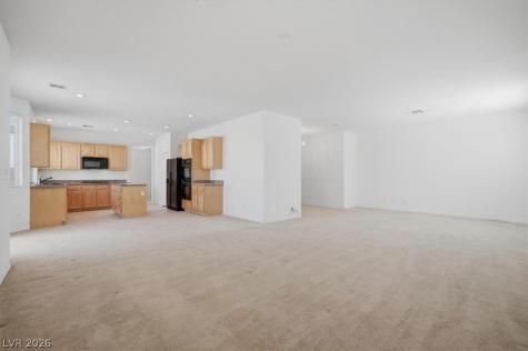 8235 Coyado Street Las Vegas NV 89123