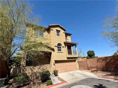 1232 Little Boy Blue Avenue Las Vegas NV 89183