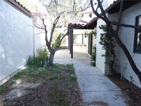 2313 Calle De Nuevo Las Vegas NV 89102