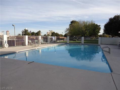 2313 Calle De Nuevo Las Vegas NV 89102