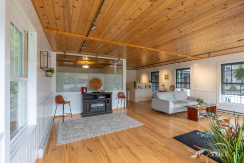 2276-2284 Saranac Avenue Lake Placid NY 12946