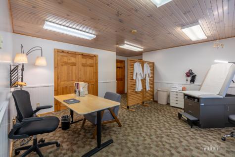 2276-2284 Saranac Avenue Lake Placid NY 12946