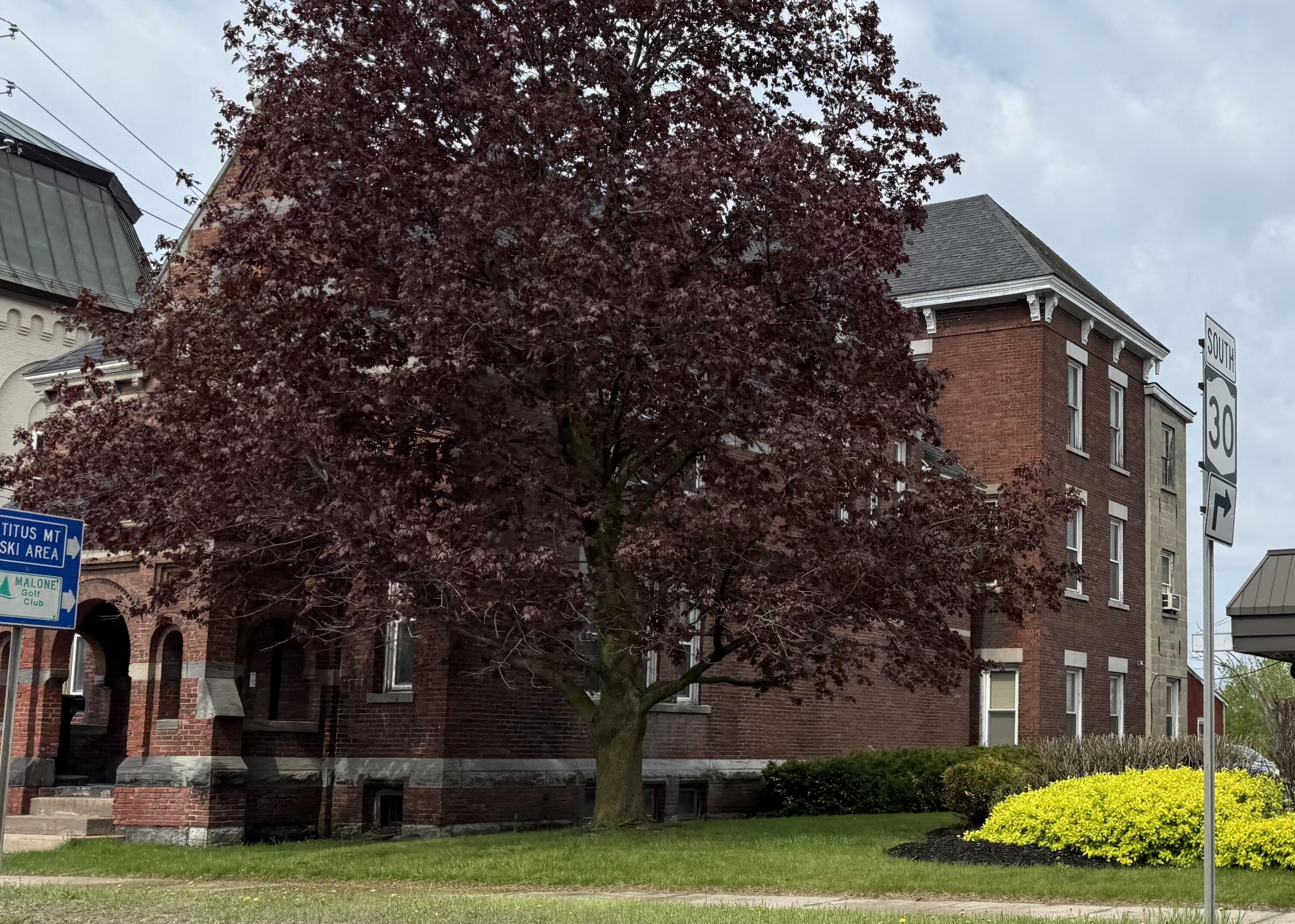 16 Elm Street Malone NY 12953