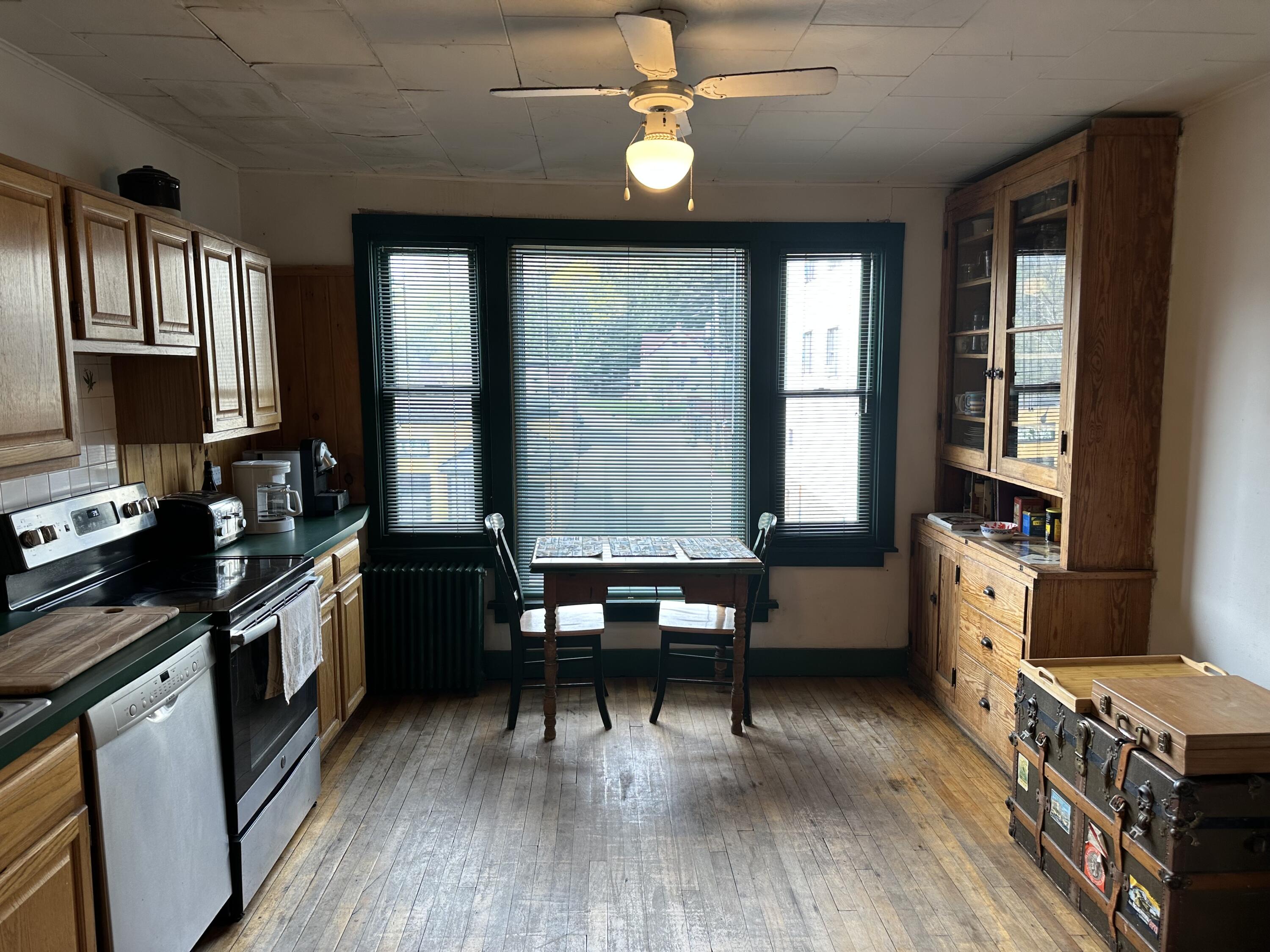36 Broadway Saranac Lake NY 12983