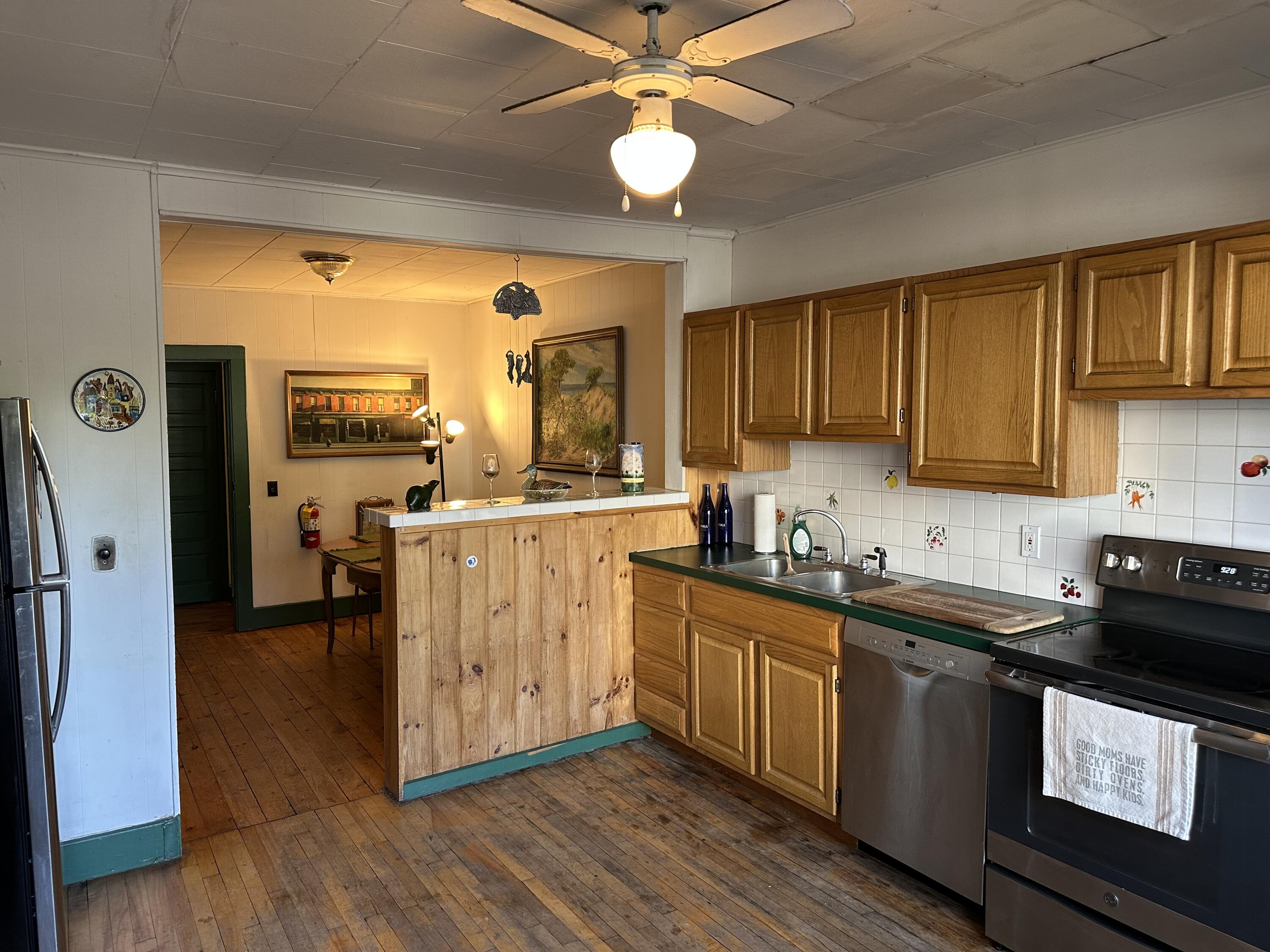 36 Broadway Saranac Lake NY 12983