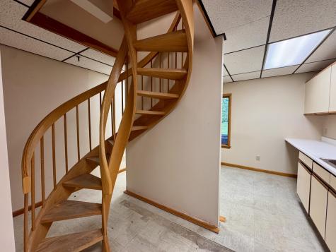 109/209 W Bay Plaza Plattsburgh NY 12901