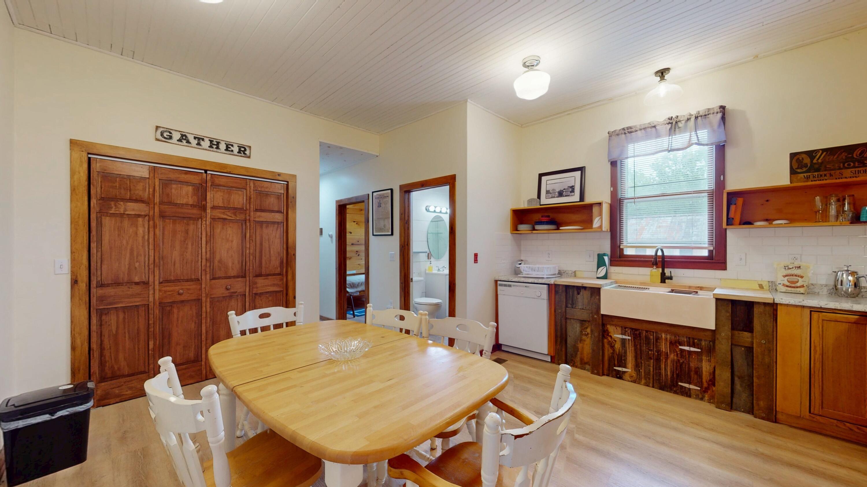 284 Edgemont Road Moriah NY 12960