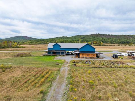 1502 Ny-22 Essex NY 12936