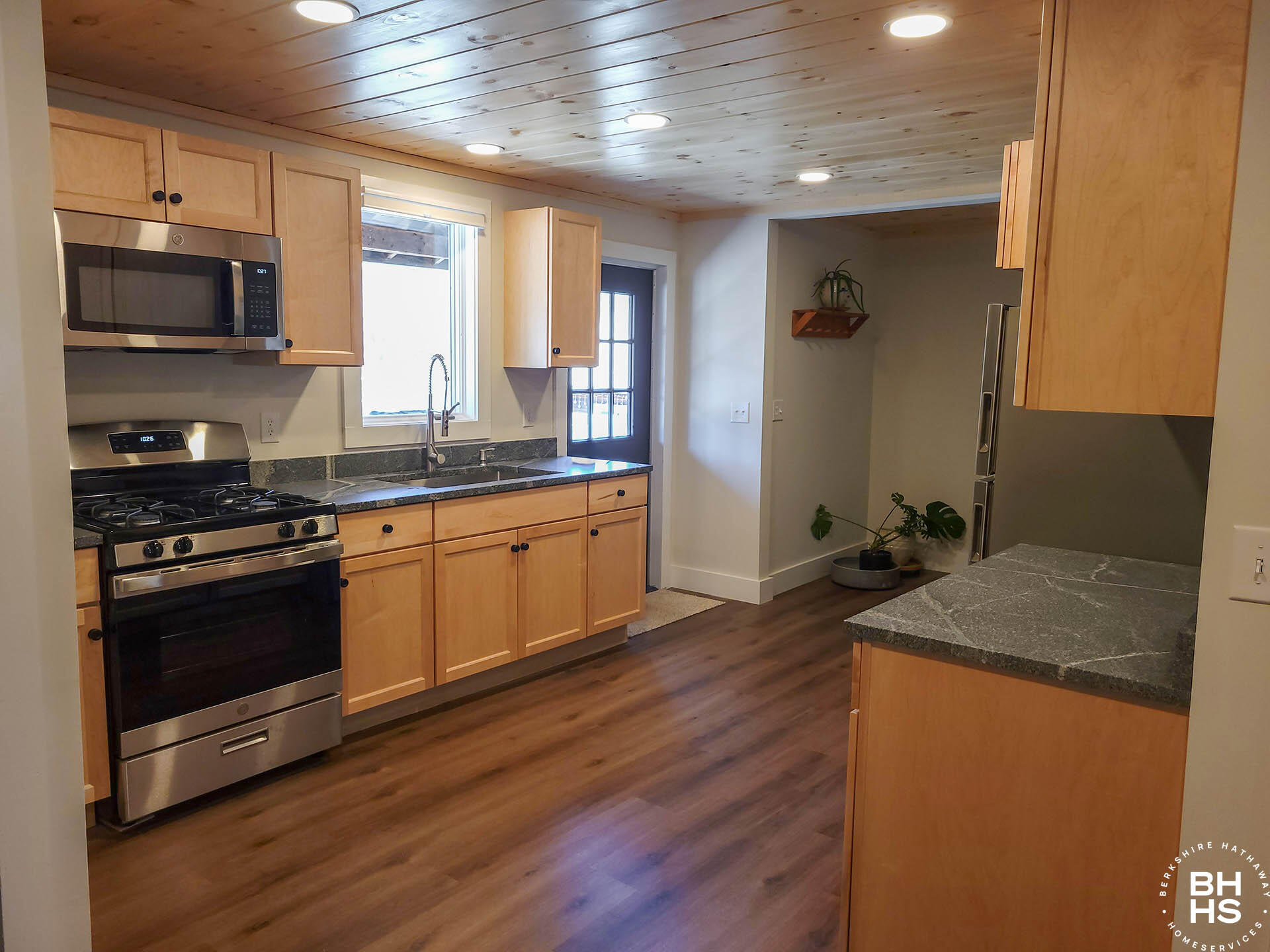 10897 Ny-73 Keene NY 12942