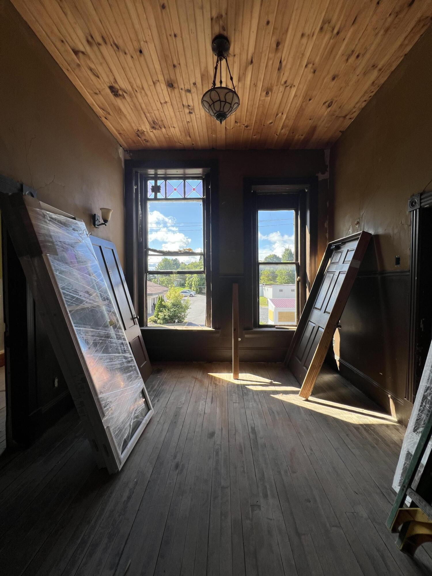 173 E Main Street Chateaugay NY 12920