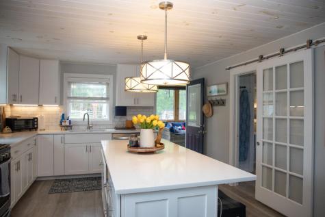 2445 Us-9 Peru NY 12972