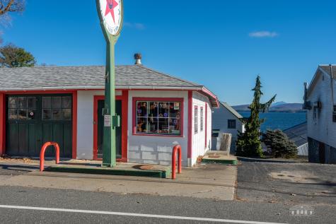 2272 Main Street Essex NY 12936