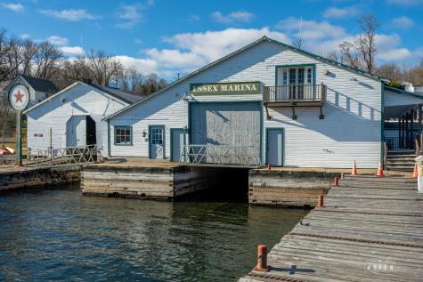 2272 Main Street Essex NY 12936