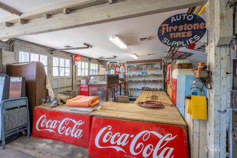 2272 Main Street Essex NY 12936