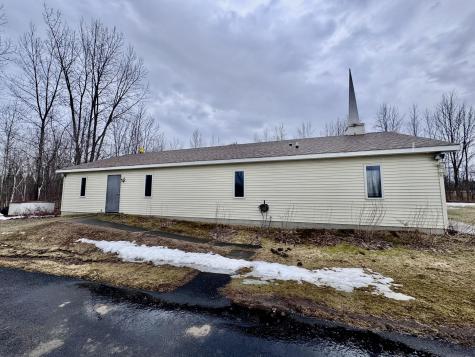 1686 Ny-22b Morrisonville NY 12962