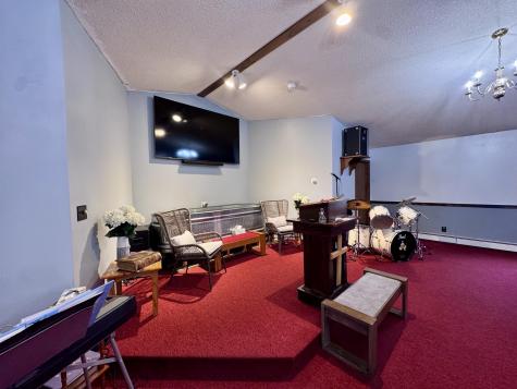 1686 Ny-22b Morrisonville NY 12962