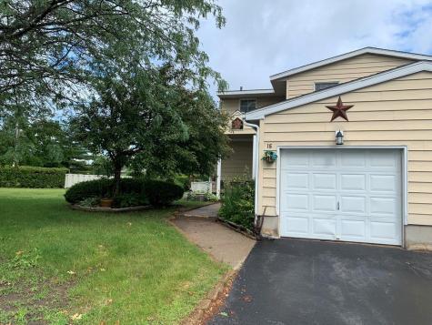 16 Caitlin Way Plattsburgh NY 12903