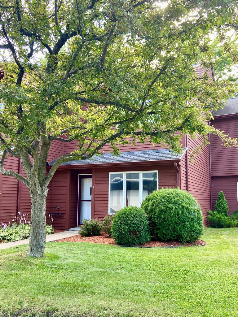 8 Willow Beach Plattsburgh NY 12901