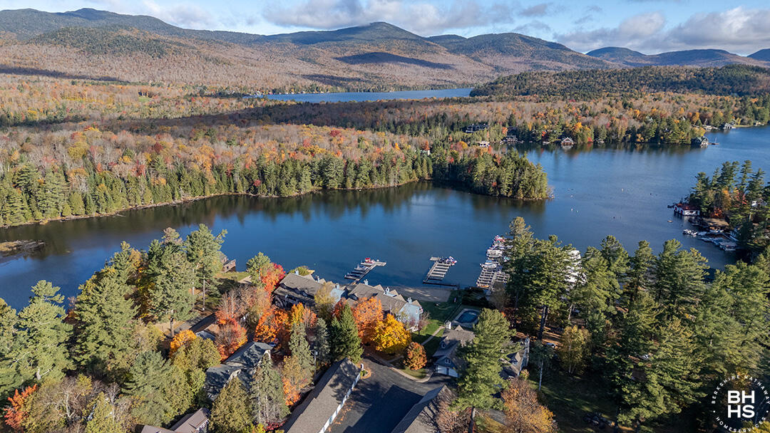 36 Waters Edge Way Lake Placid NY 12946