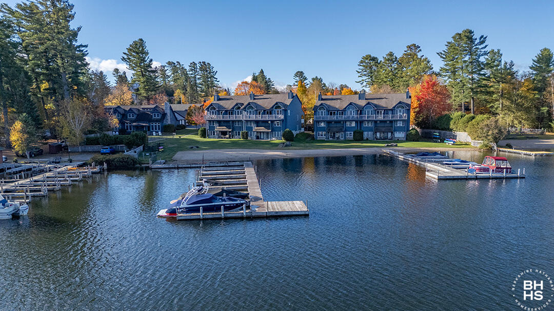 36 Waters Edge Way Lake Placid NY 12946