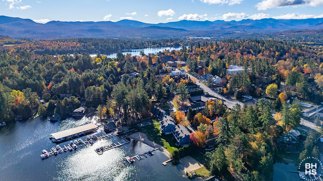 36 Waters Edge Way Lake Placid NY 12946
