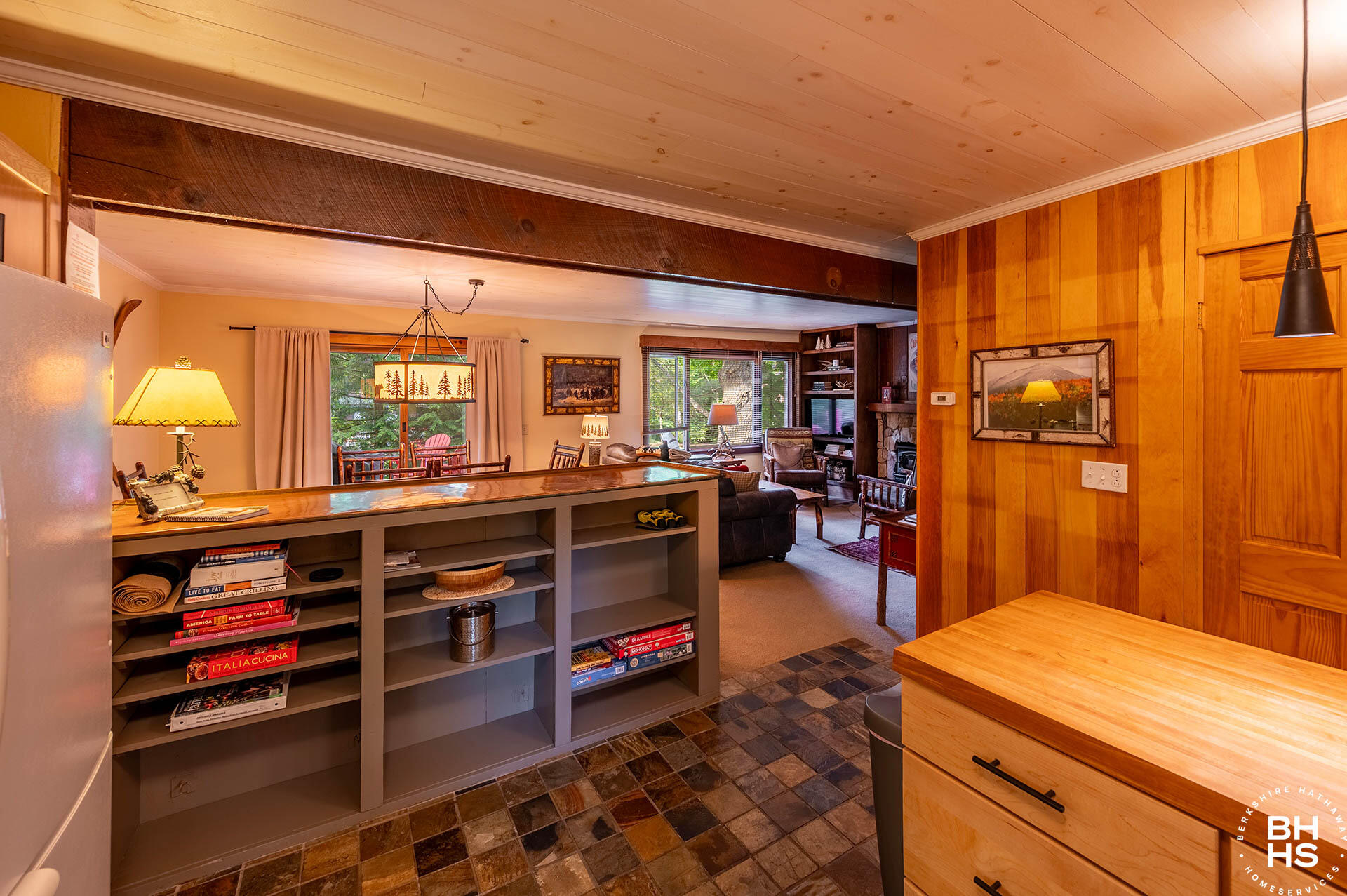 9 Hemlock Way Lake Placid NY 12946