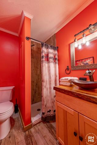 9 Hemlock Way Lake Placid NY 12946