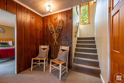 9 Hemlock Way Lake Placid NY 12946