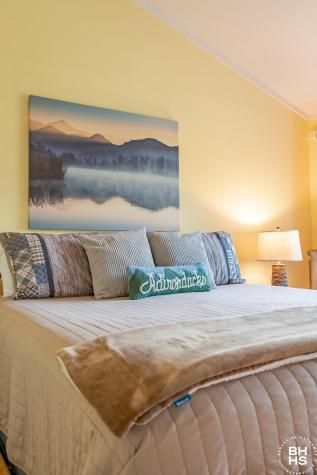 9 Hemlock Way Lake Placid NY 12946