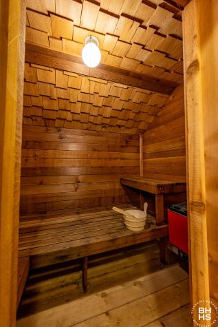 9 Hemlock Way Lake Placid NY 12946