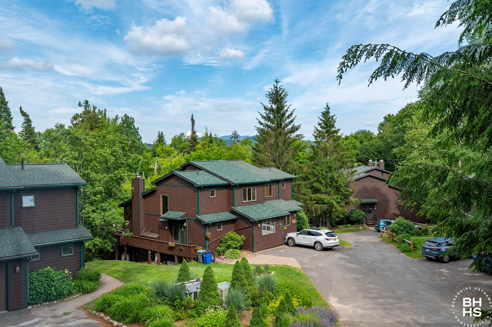 9 Hemlock Way Lake Placid NY 12946