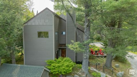 9 Hemlock Way Lake Placid NY 12946
