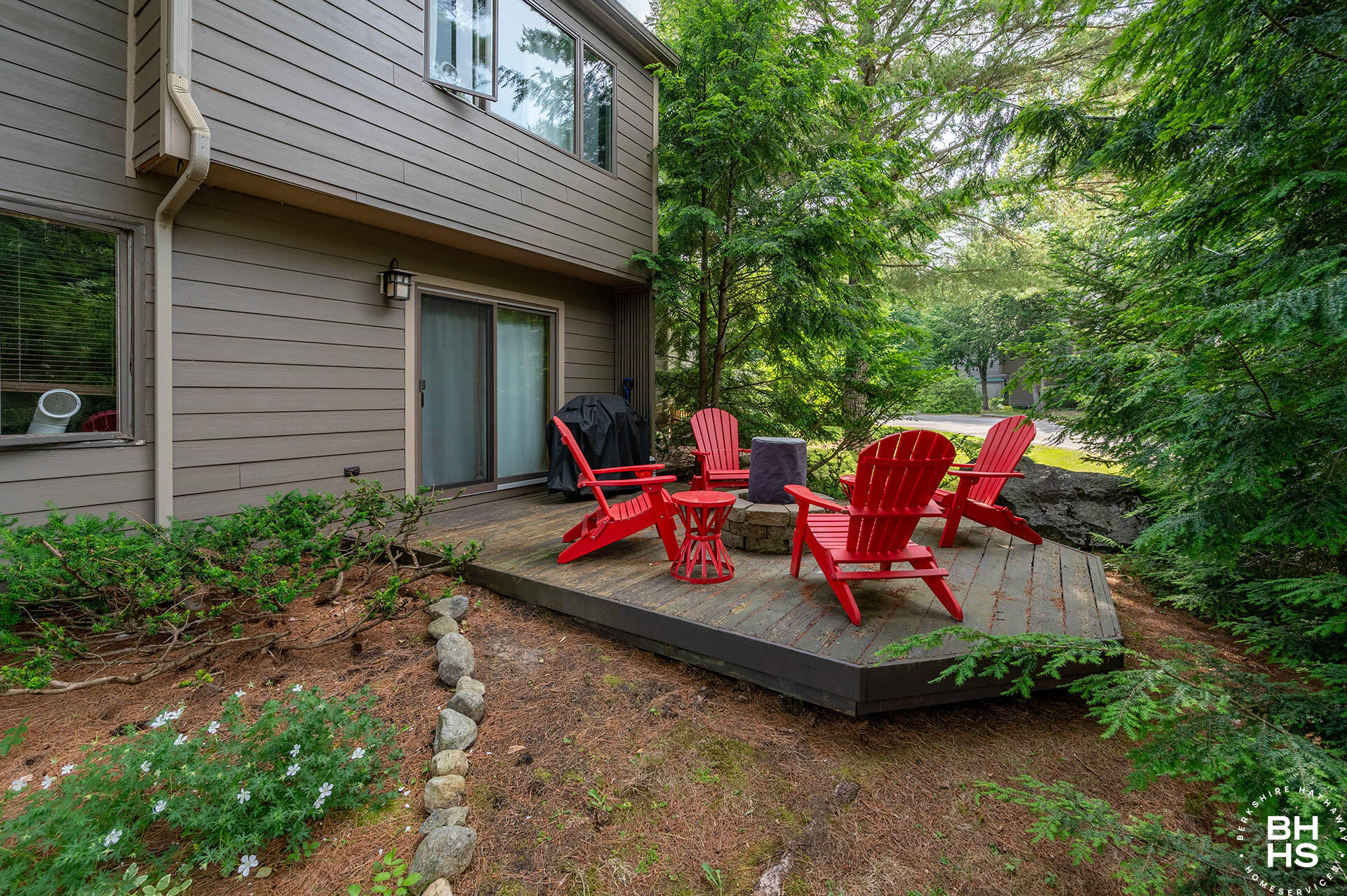 9 Hemlock Way Lake Placid NY 12946