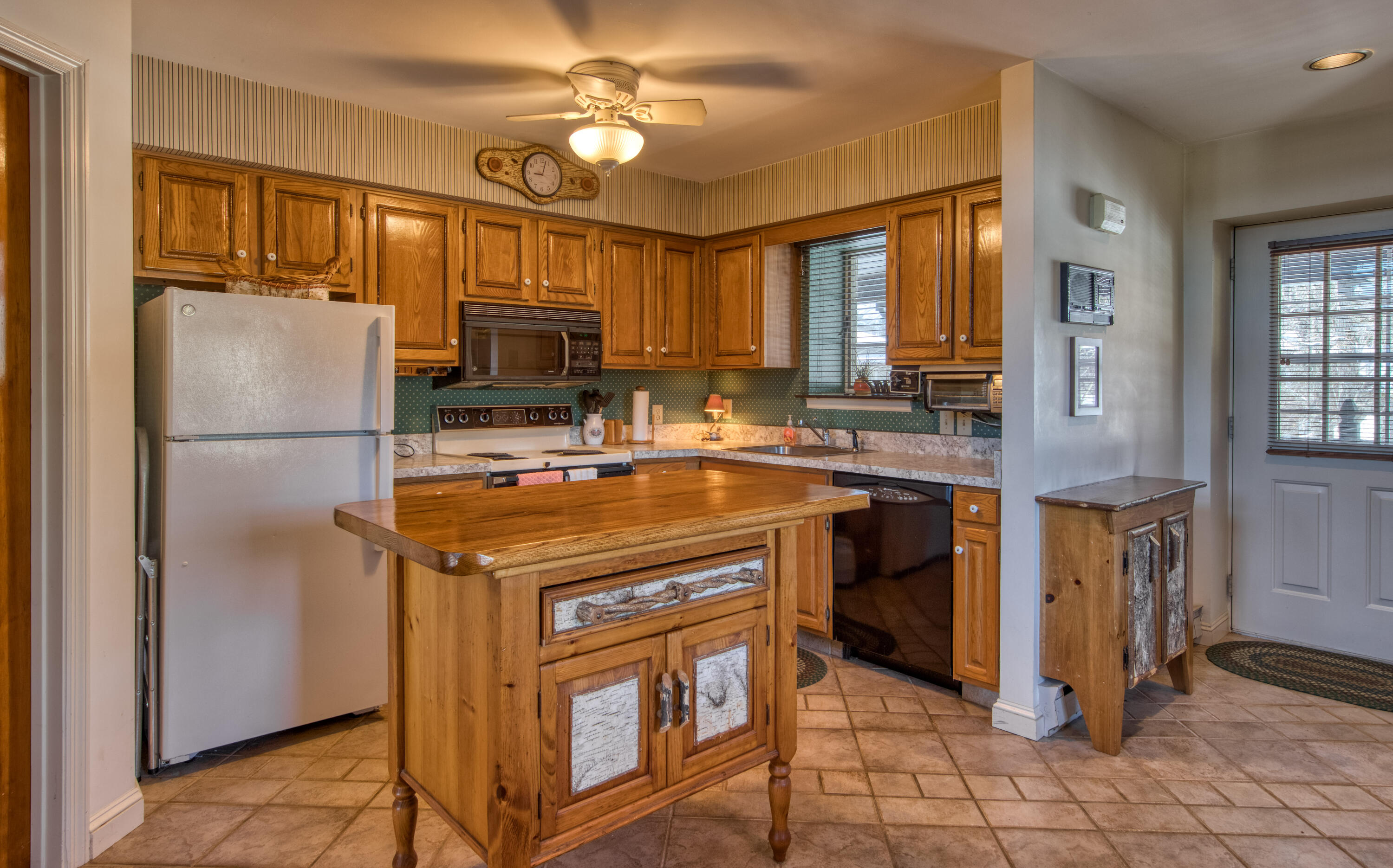 36 Waters Edge Way Lake Placid NY 12946
